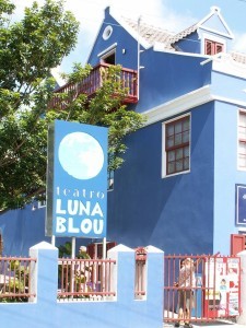 Theater-Luna-Blou
