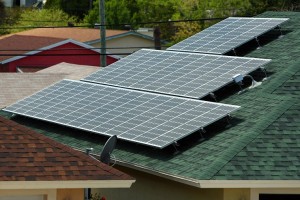 Lake Worth home powered by solar panels